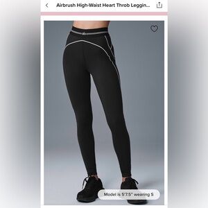 Alo Airbrush High Waist Heart
Throb Legging - Full length Size M
